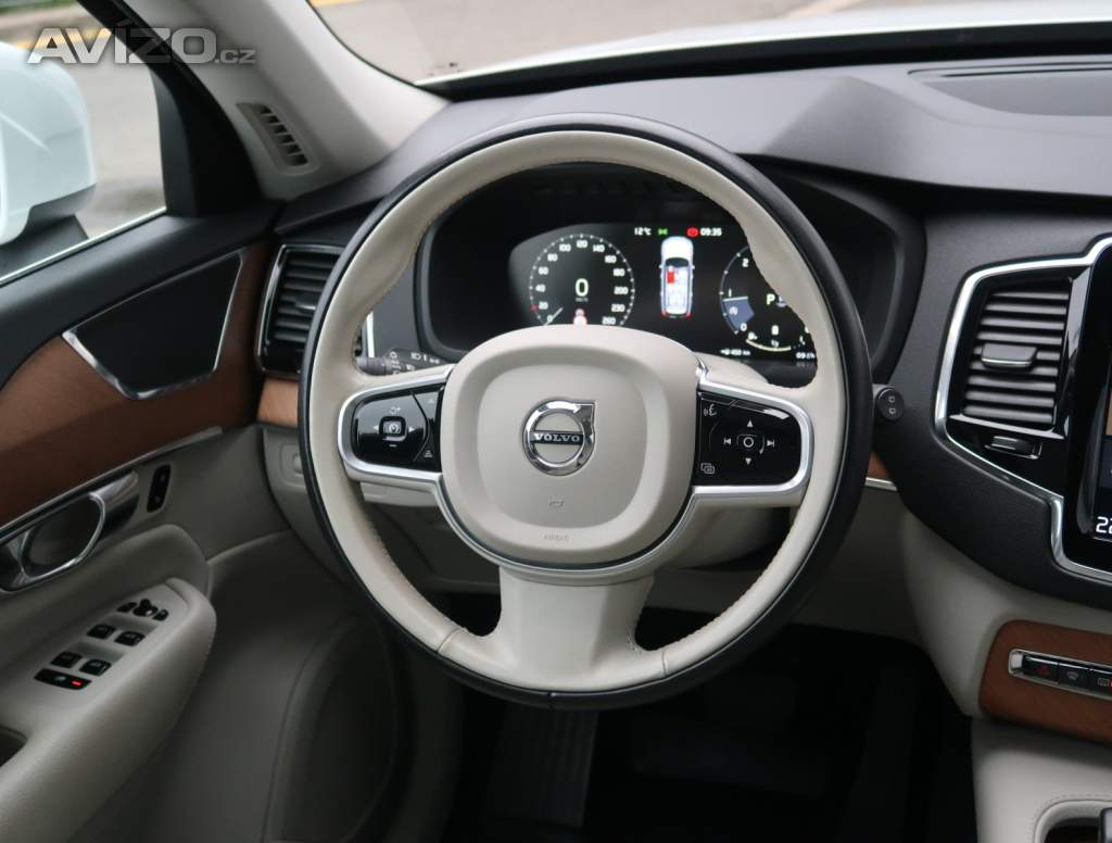 Foto inzerátu Volvo XC90 B5 AWD