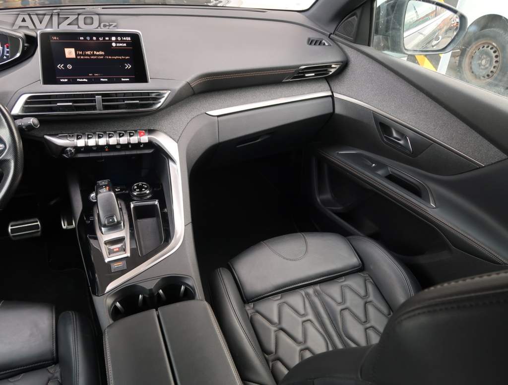 Foto inzerátu Peugeot 5008 1.5 BlueHDi