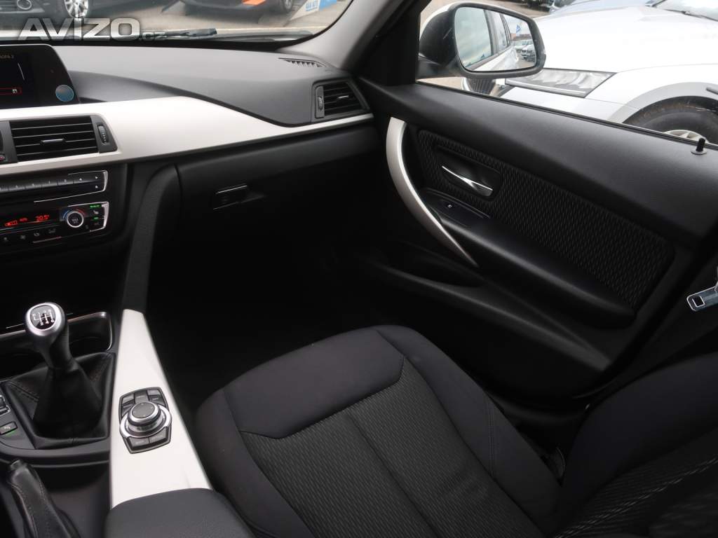 Foto inzerátu BMW Řada 3 318 d