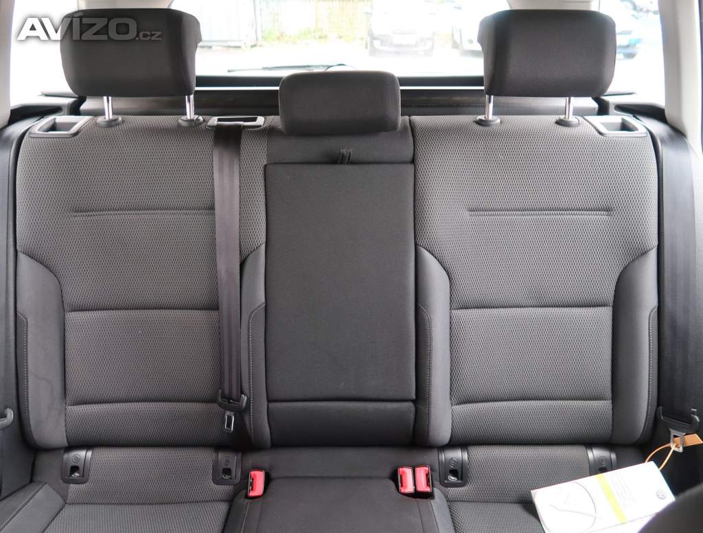 Foto inzerátu Volkswagen Golf 2.0 TDI