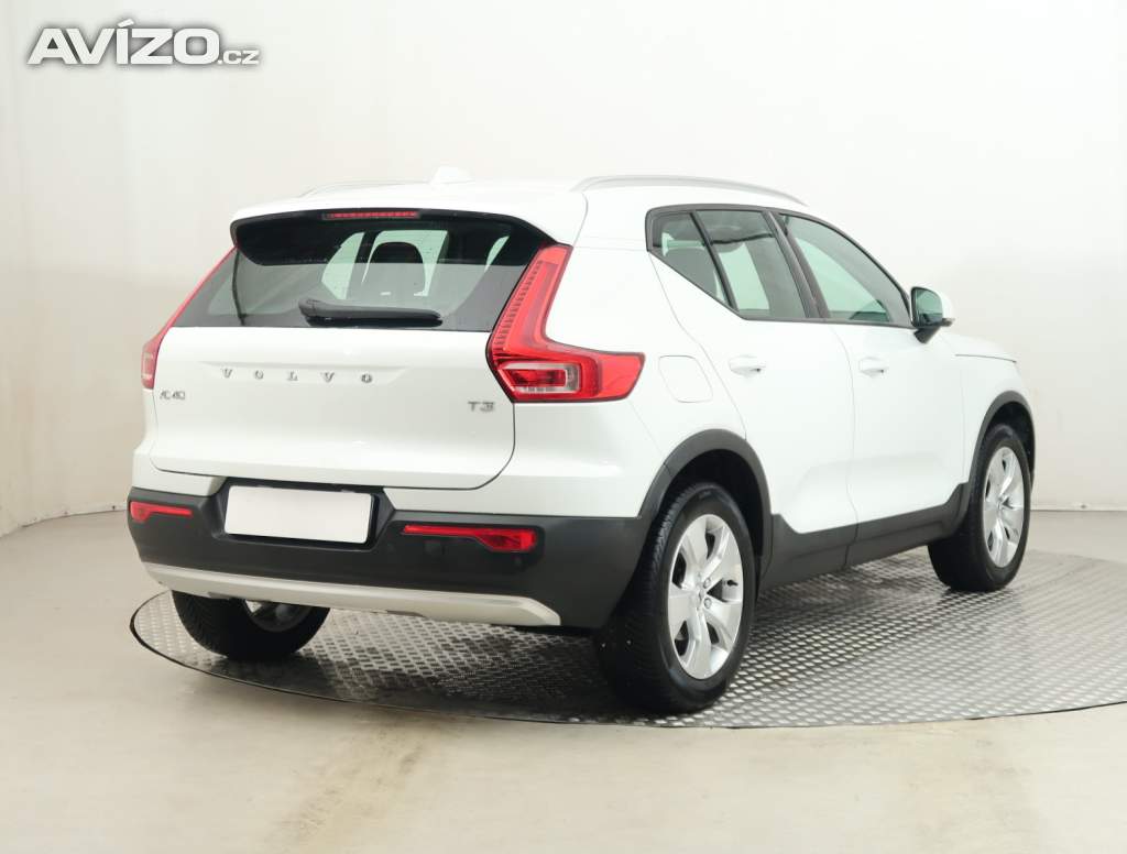 Foto inzerátu Volvo XC40 T3