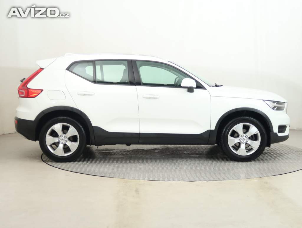Foto inzerátu Volvo XC40 T3