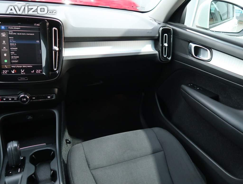 Foto inzerátu Volvo XC40 T3