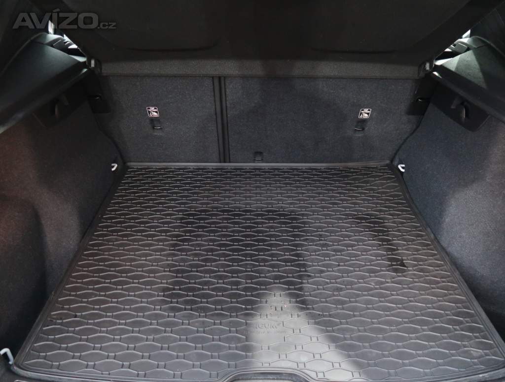 Foto inzerátu Volvo XC40 T3