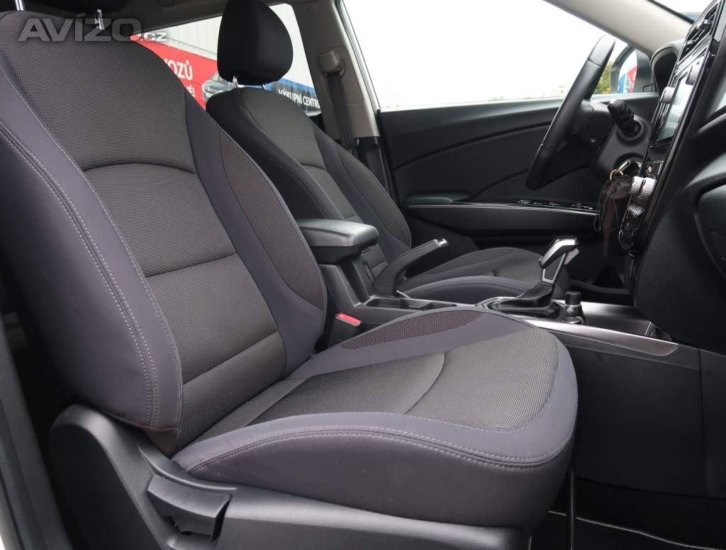 Foto inzerátu SsangYong Tivoli Grand 1.5 T-GDI