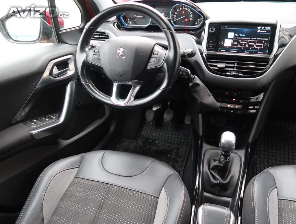 Foto inzerátu Peugeot 2008 1.2 PureTech