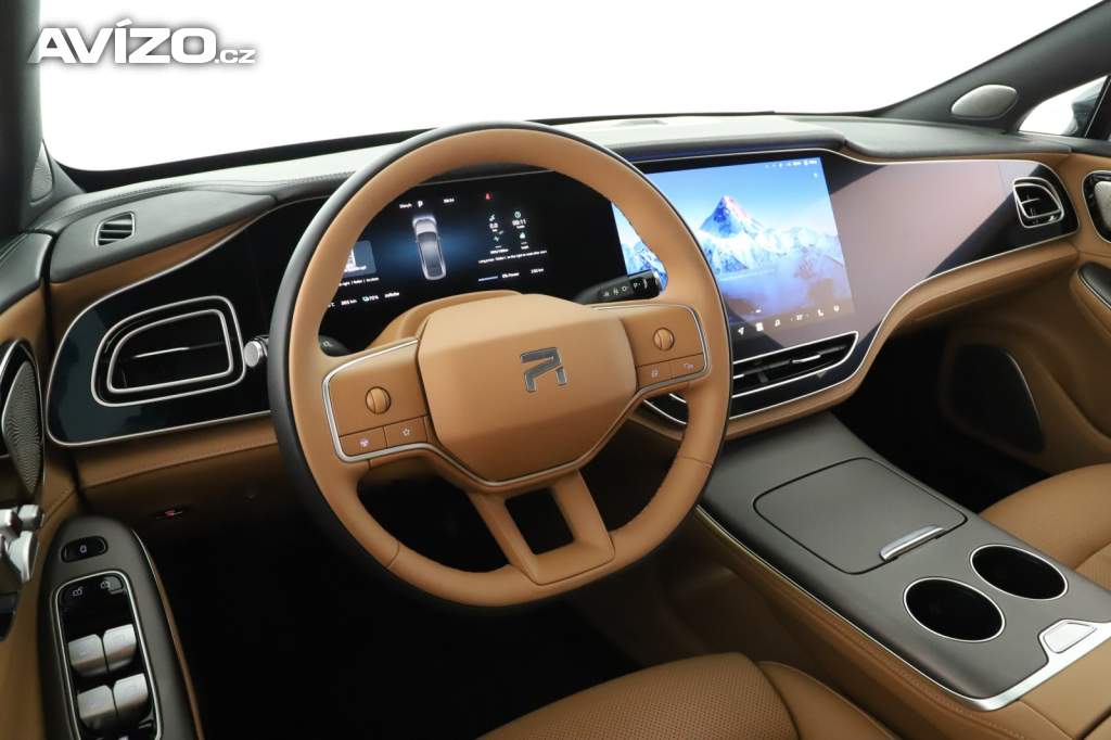 Foto inzerátu Rising F7 77 kWh RWD