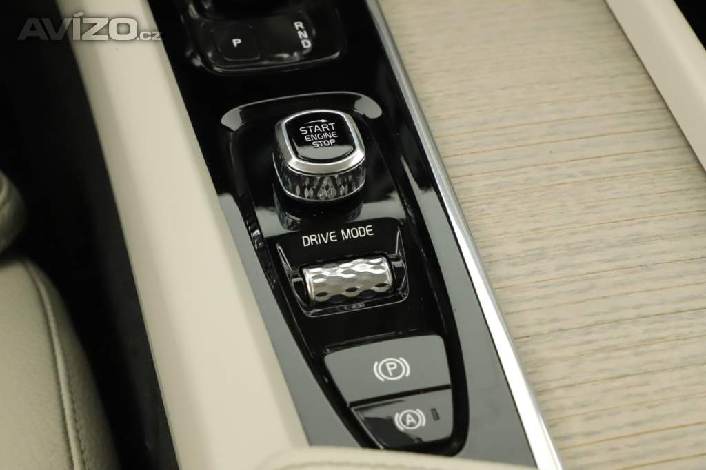 Foto inzerátu Volvo XC60 B5