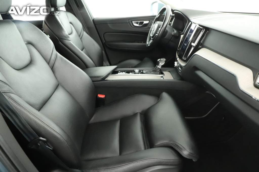 Foto inzerátu Volvo XC60 D4 AWD Polestar