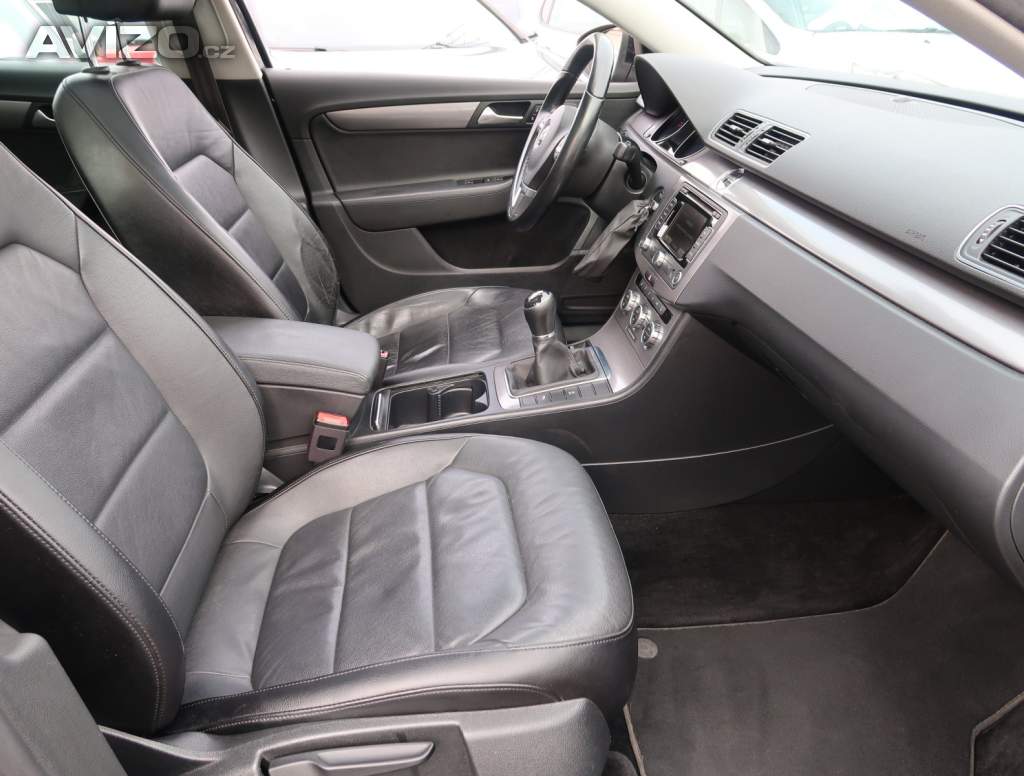 Foto inzerátu Volkswagen Passat 2.0 TDI