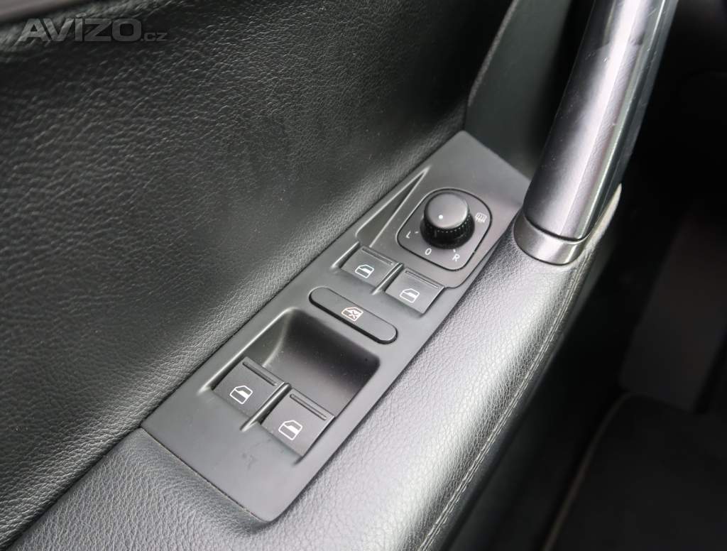 Foto inzerátu Volkswagen Passat 2.0 TDI