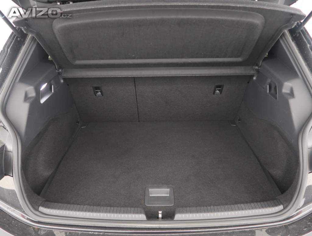 Foto inzerátu Cupra Born 58