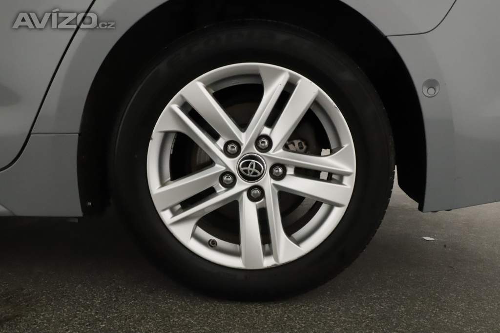 Foto inzerátu Toyota Corolla 2.0 Hybrid