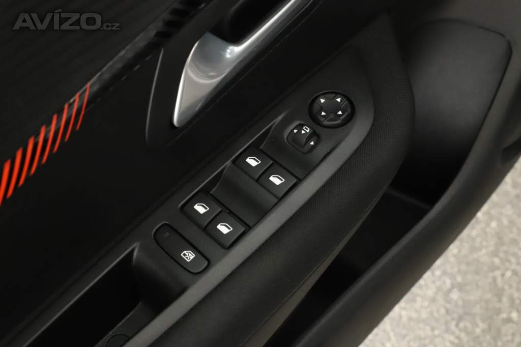 Foto inzerátu Peugeot 208 1.2 PureTech