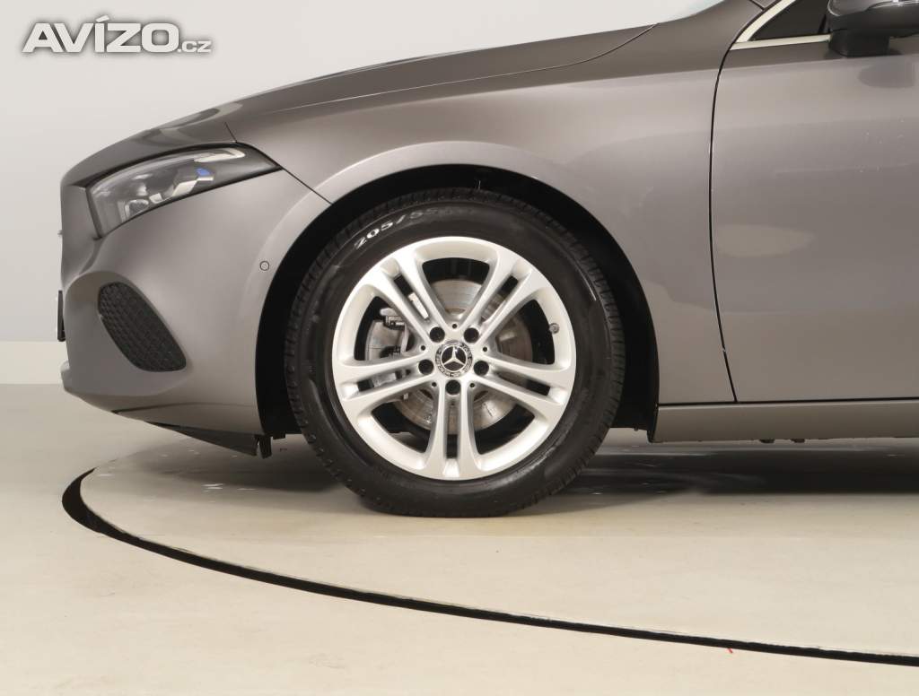 Foto inzerátu Mercedes-Benz Třídy A A 180