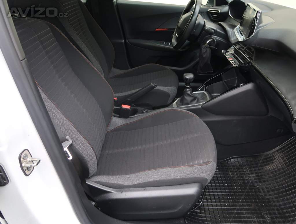 Foto inzerátu Peugeot 2008 1.2 PureTech