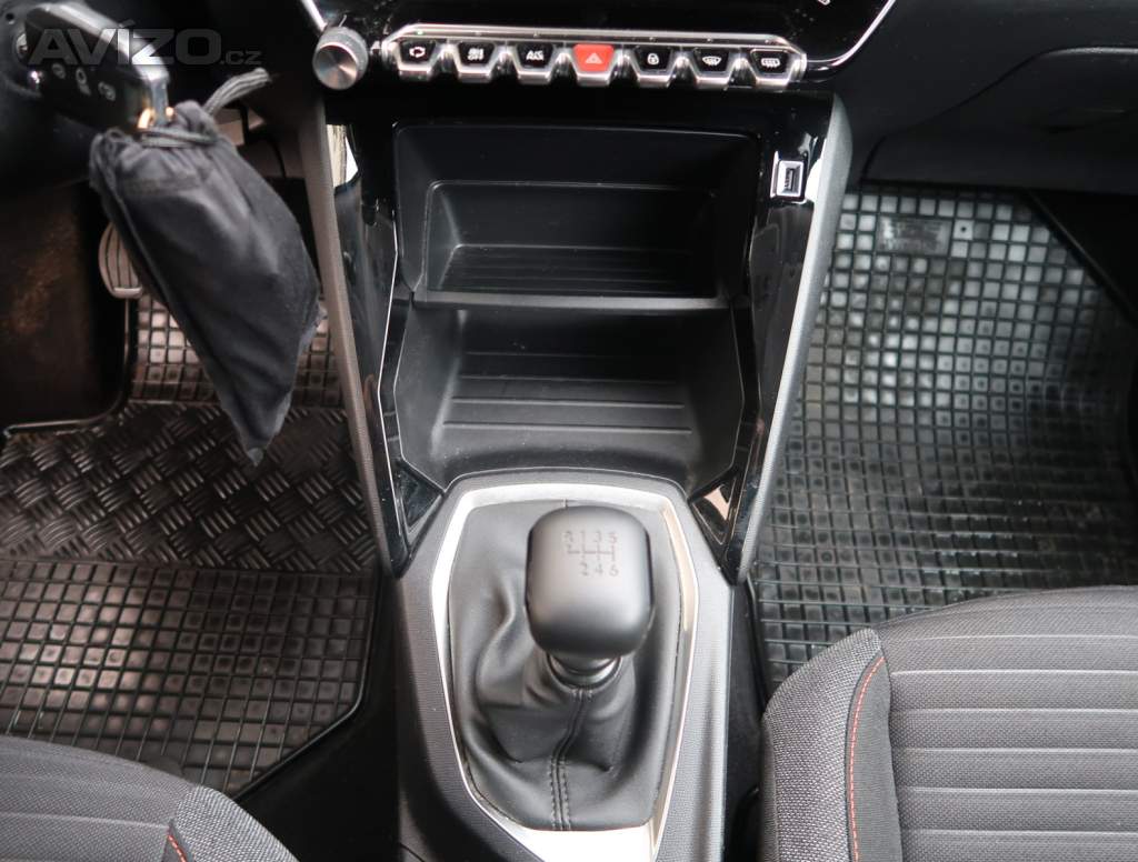 Foto inzerátu Peugeot 2008 1.2 PureTech