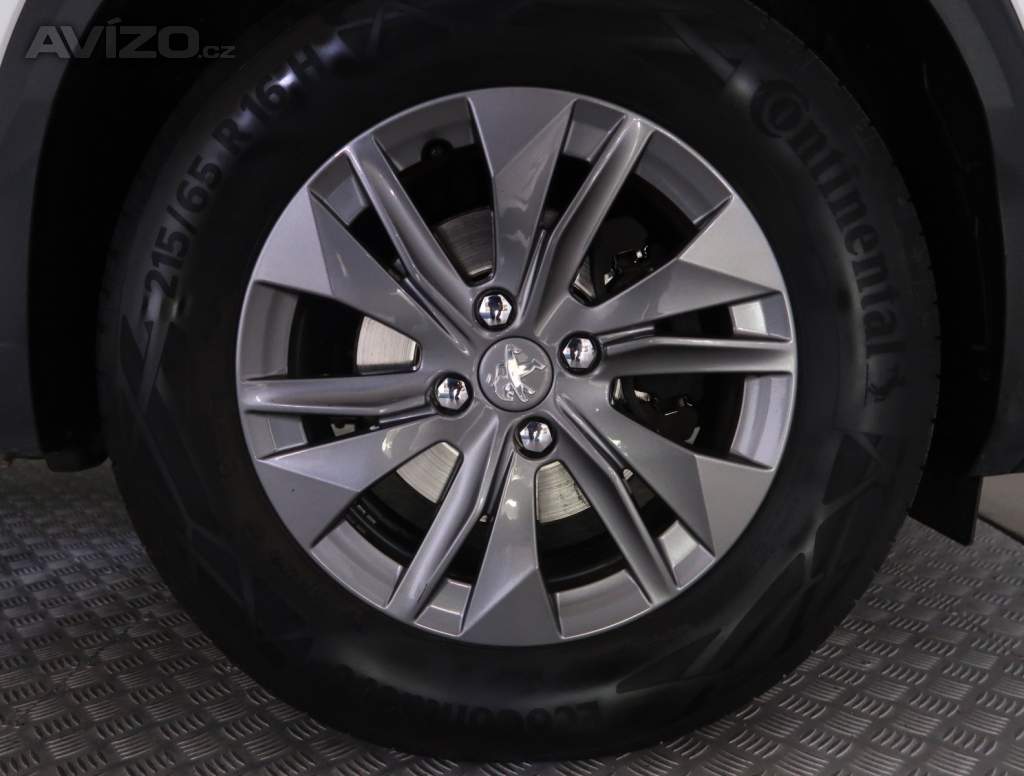 Foto inzerátu Peugeot 2008 1.2 PureTech