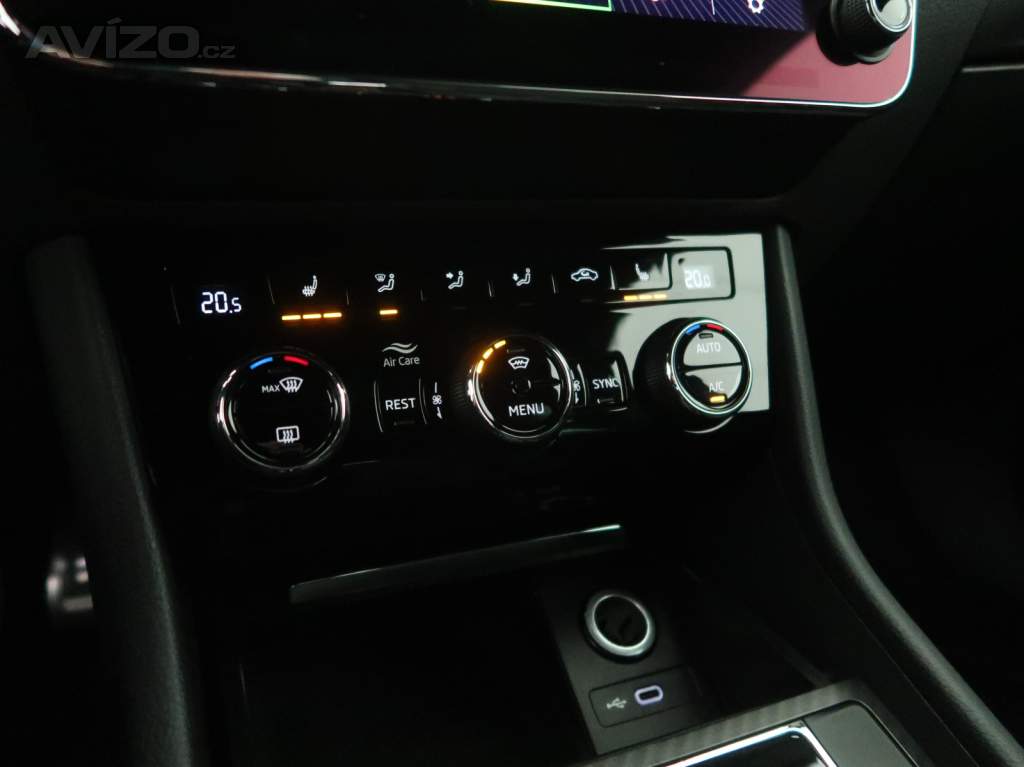 Foto inzerátu Škoda Superb 2.0 TDI