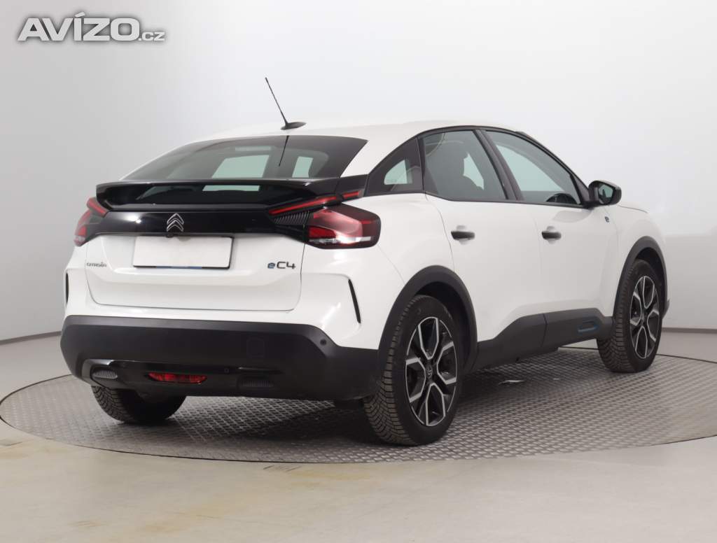 Foto inzerátu Citroën e-C4 50 kWh
