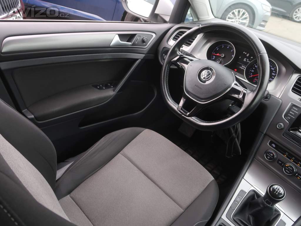 Foto inzerátu Volkswagen Golf 1.2 TSI