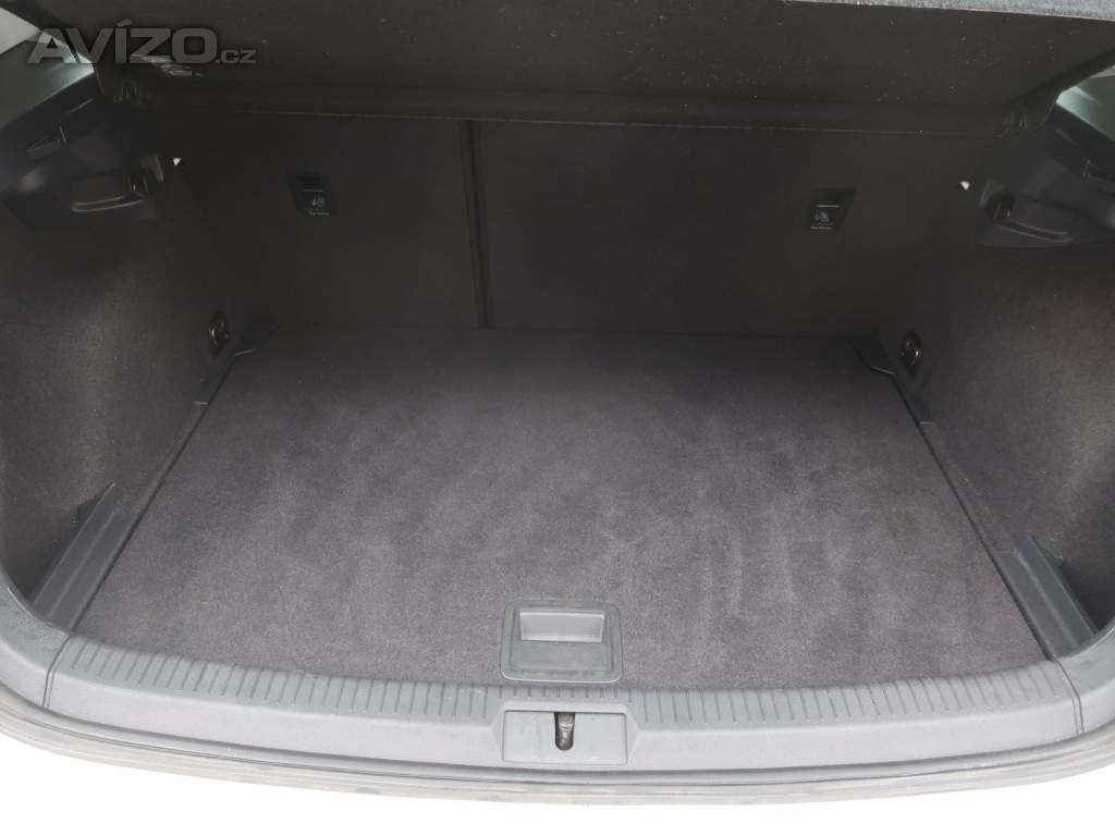 Foto inzerátu Volkswagen Golf 1.2 TSI