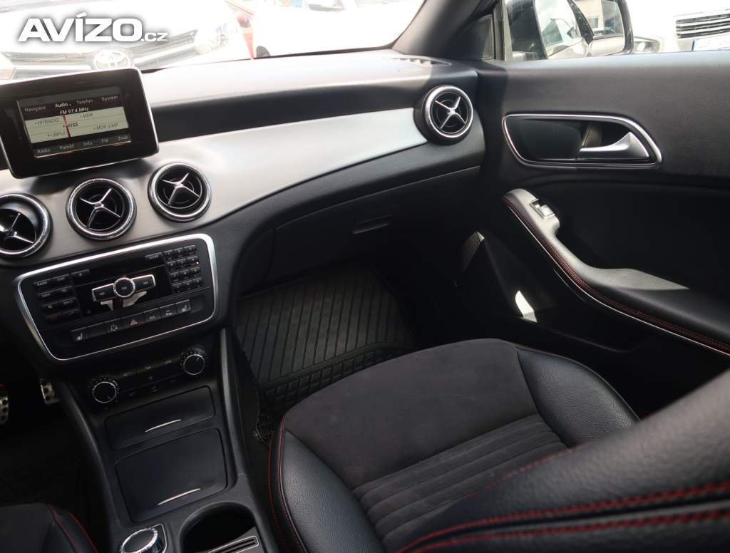 Foto inzerátu Mercedes-Benz CLA 250 4MATIC