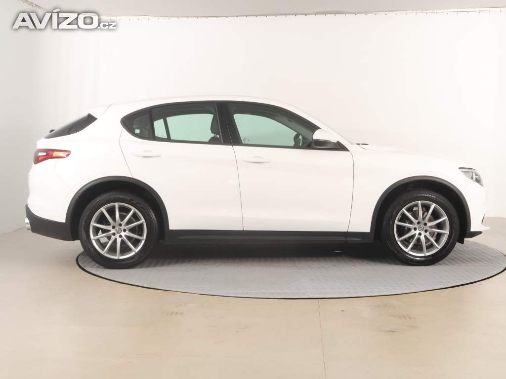 Foto inzerátu Alfa Romeo Stelvio 2.2 Diesel