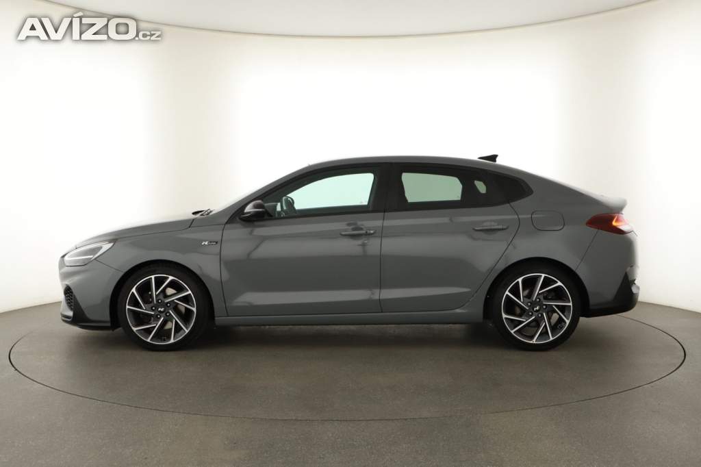 Foto inzerátu Hyundai i30 Fastback 1.5 T-GDI MHEV