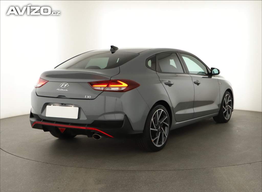 Foto inzerátu Hyundai i30 Fastback 1.5 T-GDI MHEV
