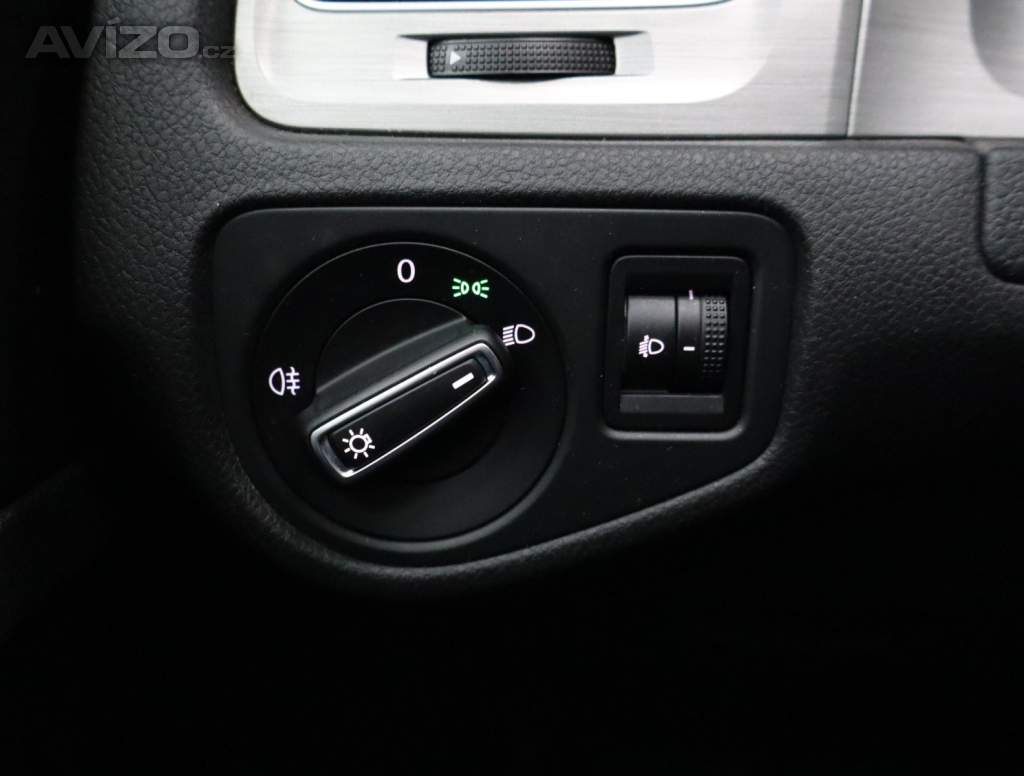 Foto inzerátu Volkswagen Golf 1.2 TSI