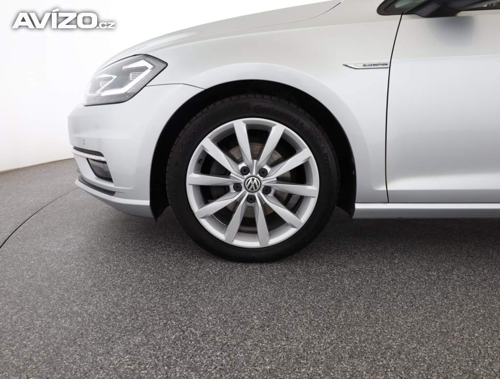 Foto inzerátu Volkswagen Golf 1.5 TSI