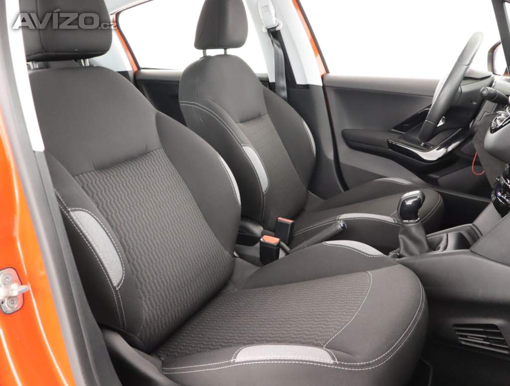 Foto inzerátu Peugeot 208 1.2 PureTech