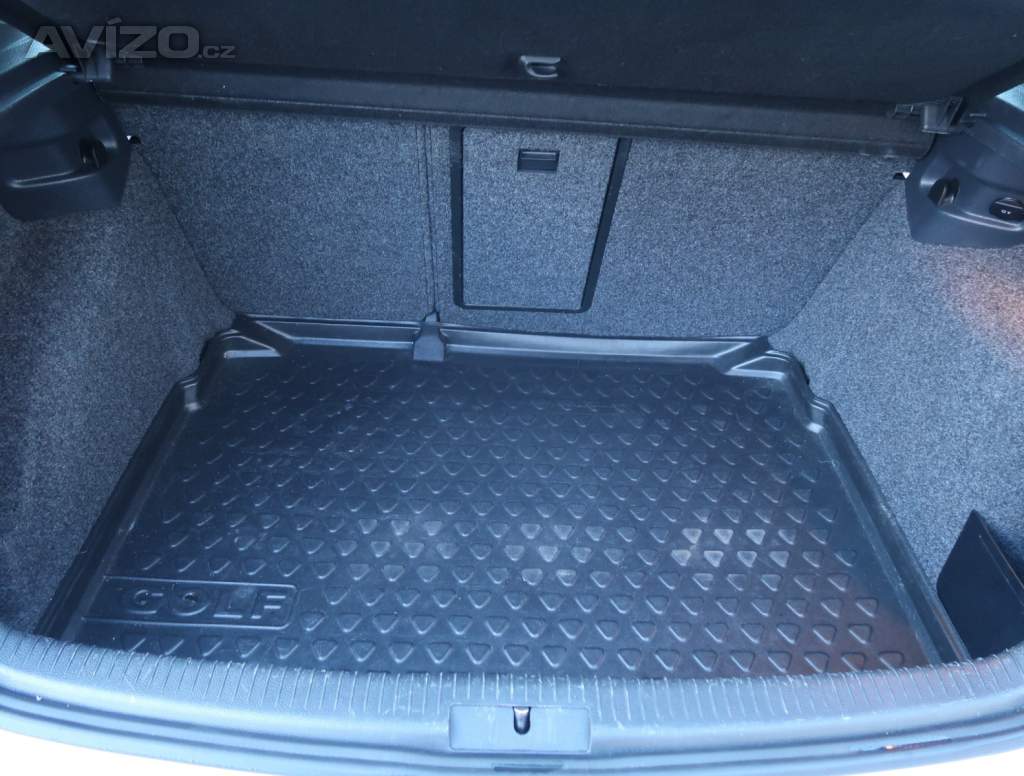 Foto inzerátu Volkswagen Golf 1.2 TSI