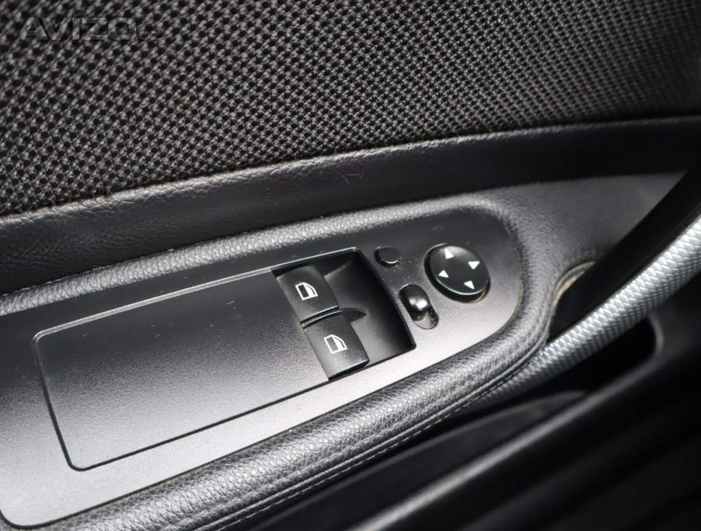 Foto inzerátu BMW Řada 1 120i