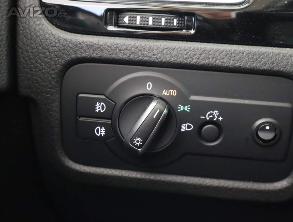 Foto inzerátu Volkswagen Touareg 3.0 TDI