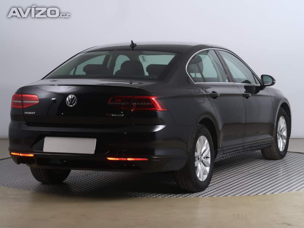 Foto inzerátu Volkswagen Passat 1.8 TSI