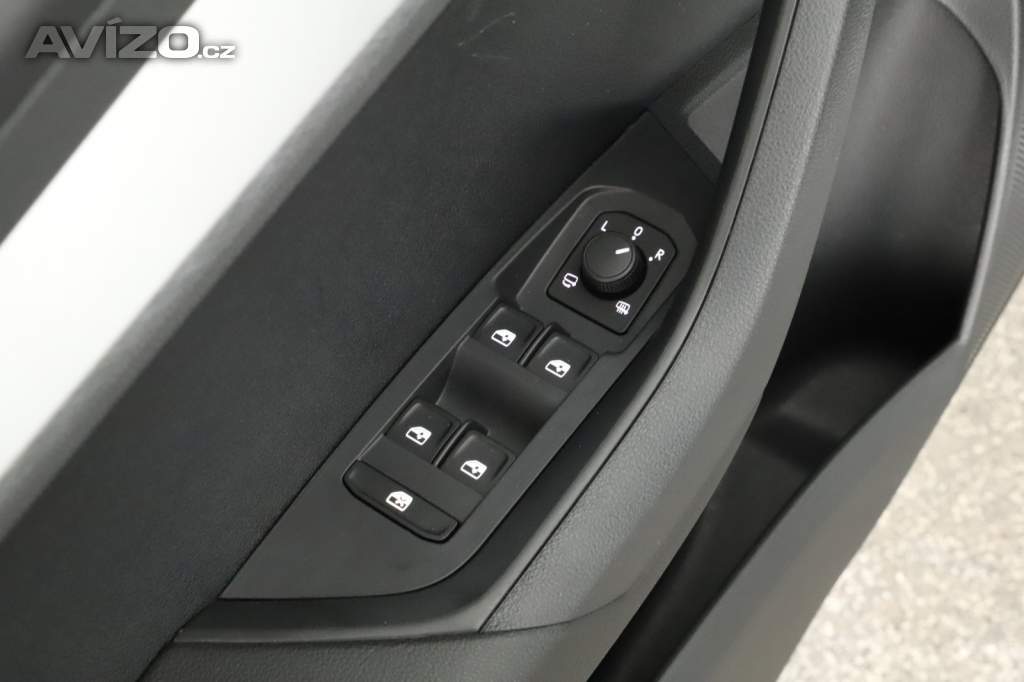 Foto inzerátu Škoda Karoq 1.5 TSI