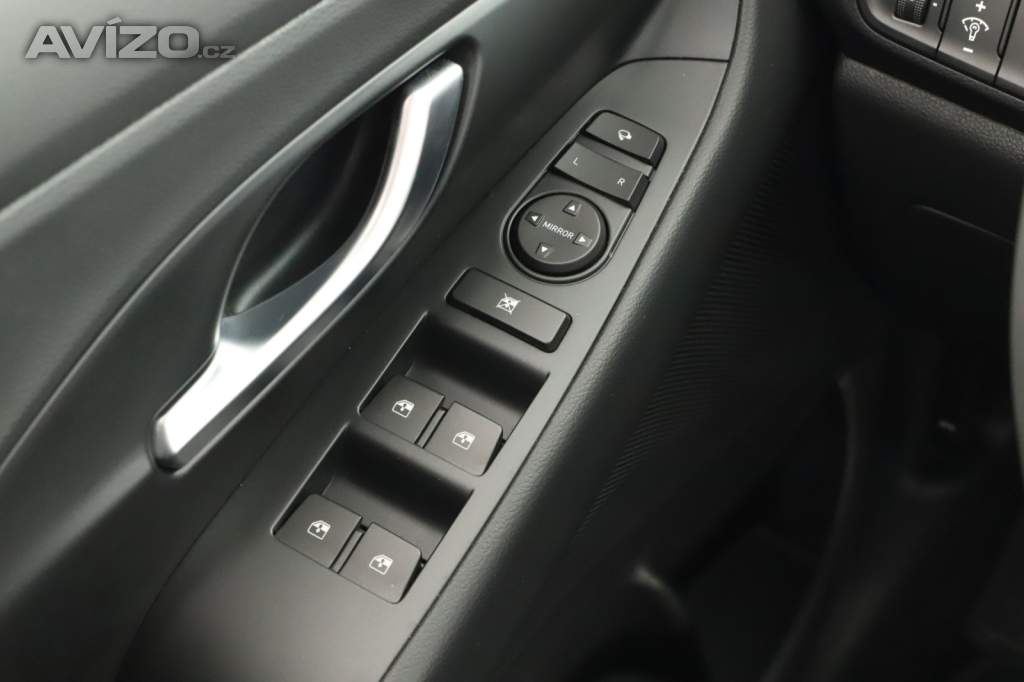 Foto inzerátu Hyundai i30 1.0 T-GDI