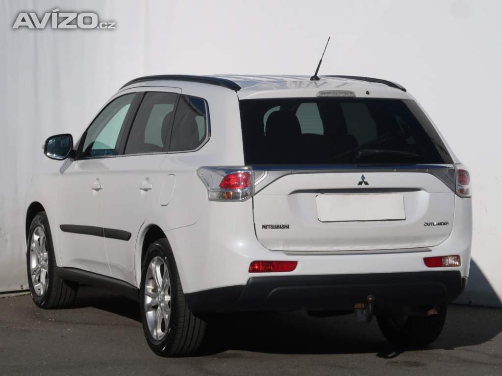 Foto inzerátu Mitsubishi Outlander 2.2 DI-D