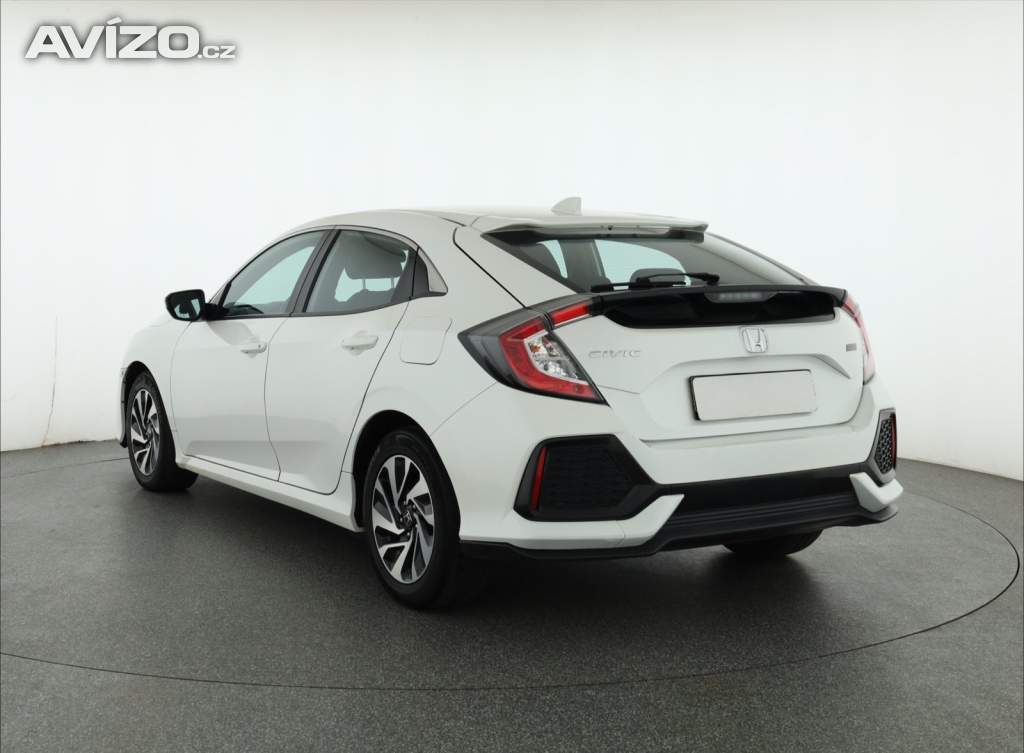 Foto inzerátu Honda Civic 1.0 VTEC Turbo