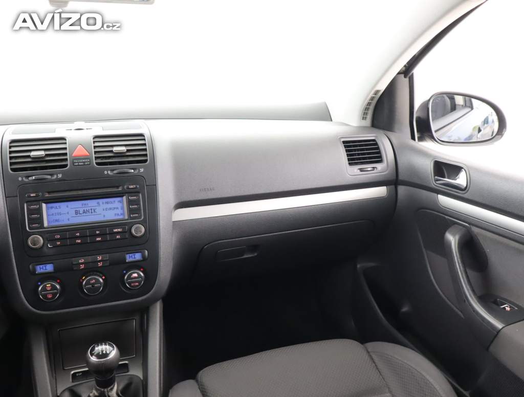 Foto inzerátu Volkswagen Golf 2.0 TDI