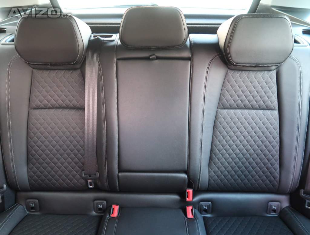 Foto inzerátu Škoda Karoq 1.5 TSI