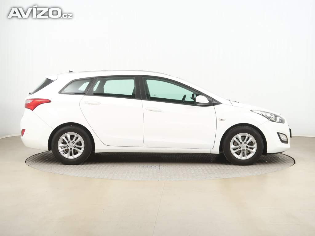 Foto inzerátu Hyundai i30 1.6 MPI