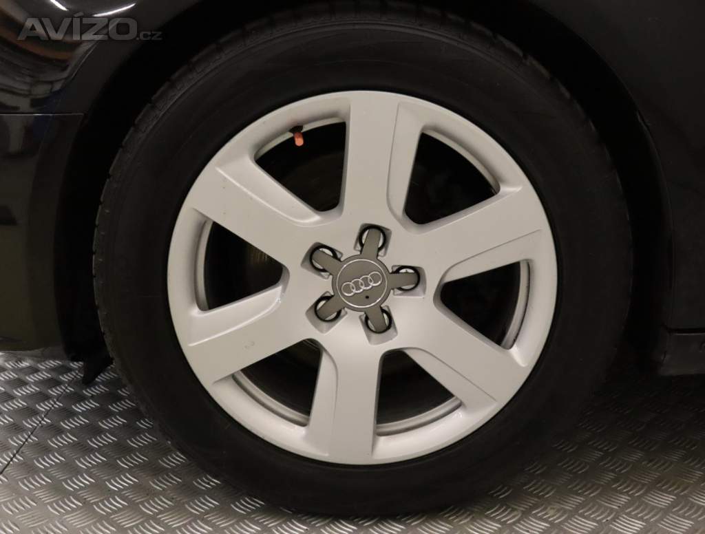 Foto inzerátu Audi A4 2.0 TDI