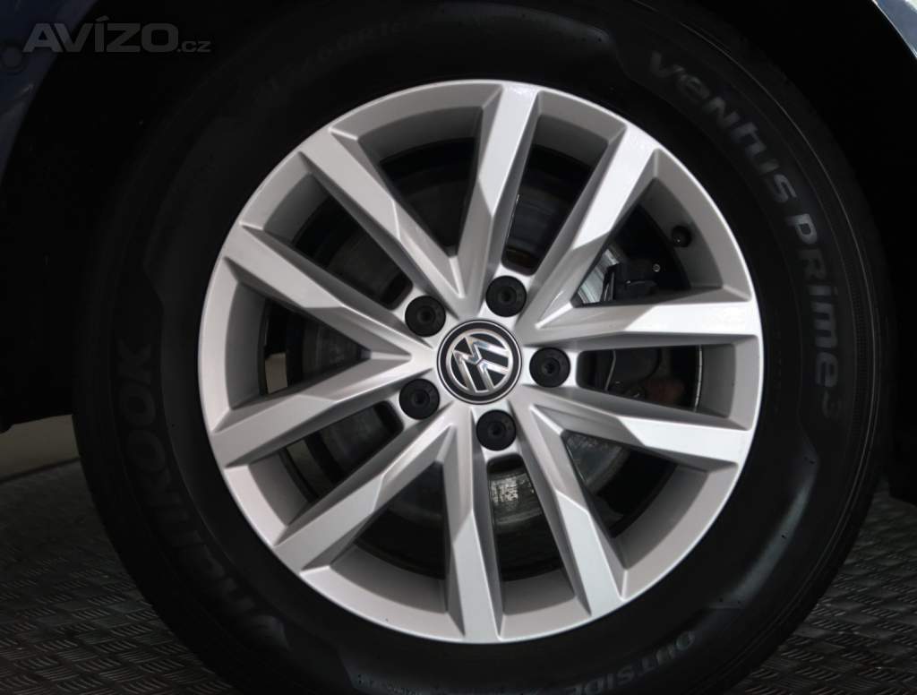 Foto inzerátu Volkswagen Passat 2.0 TDI