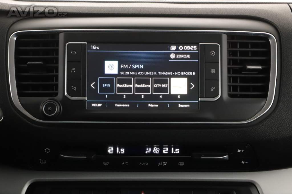 Foto inzerátu Peugeot Traveller 2.0 BlueHDi