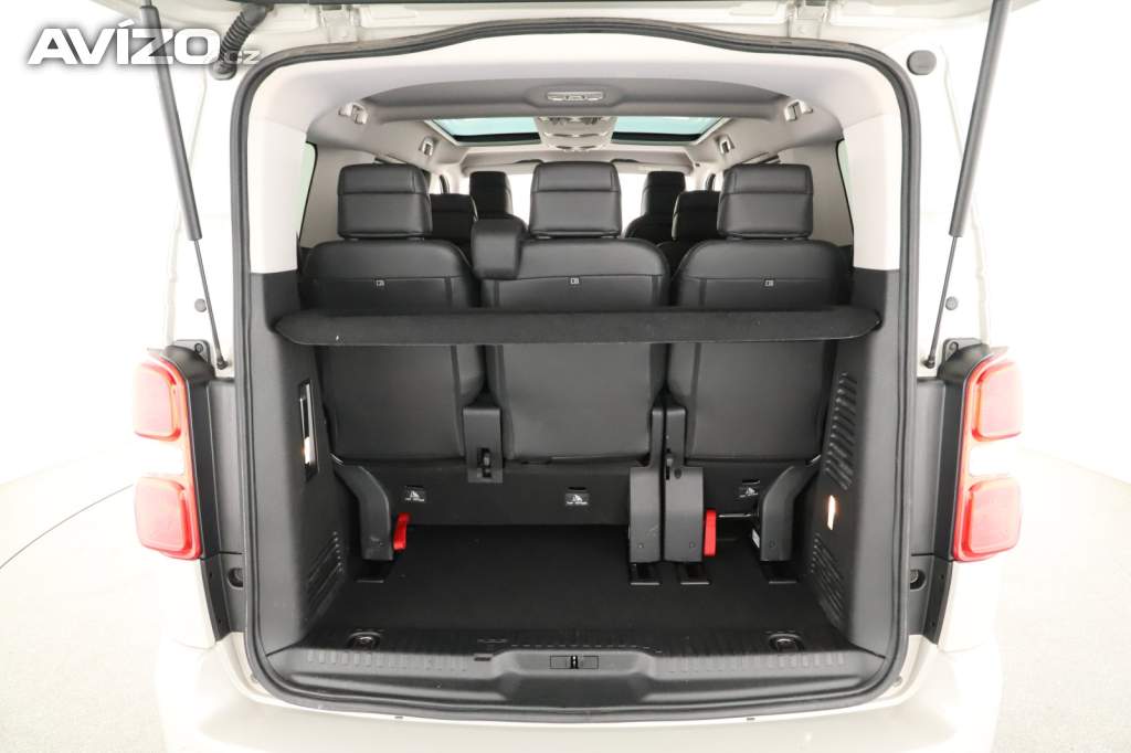 Foto inzerátu Peugeot Traveller 2.0 BlueHDi