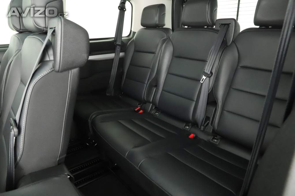 Foto inzerátu Peugeot Traveller 2.0 BlueHDi