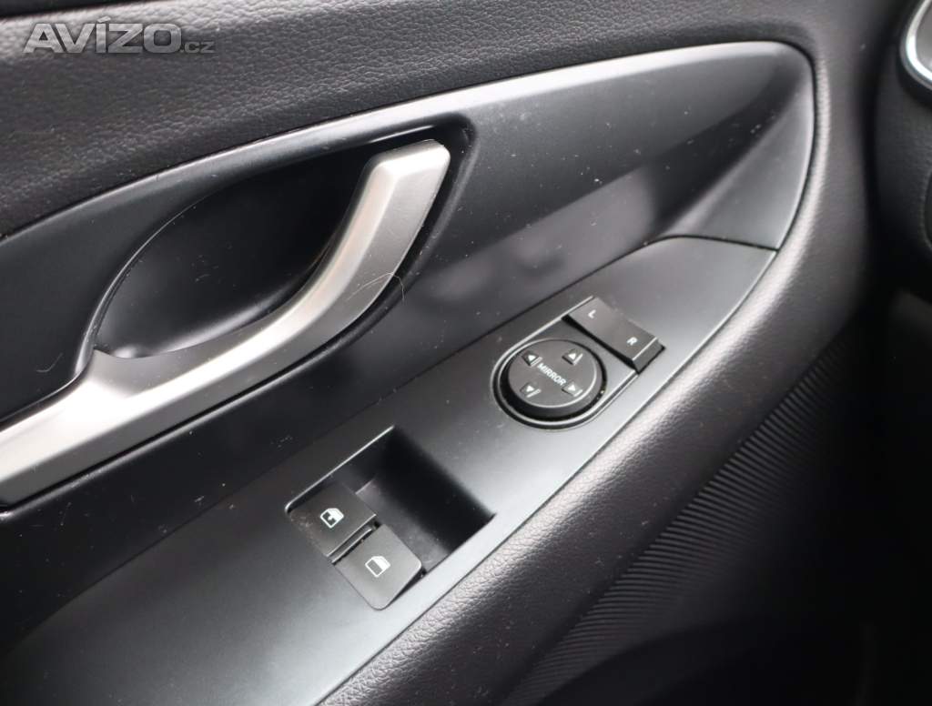 Foto inzerátu Hyundai i30 1.5 DPI